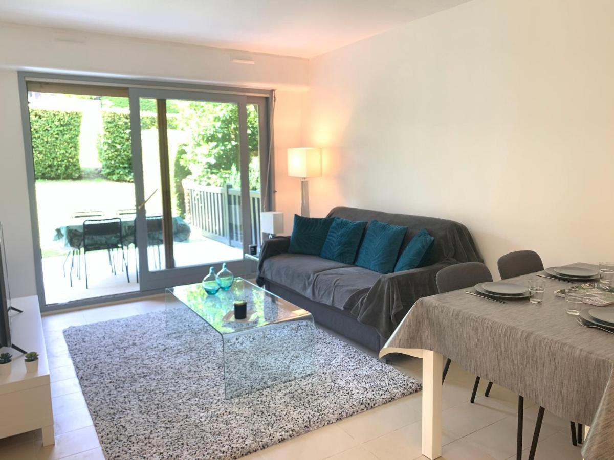 Rez-De-Jardin - Residence Avec Piscine - 도빌 외부 사진
